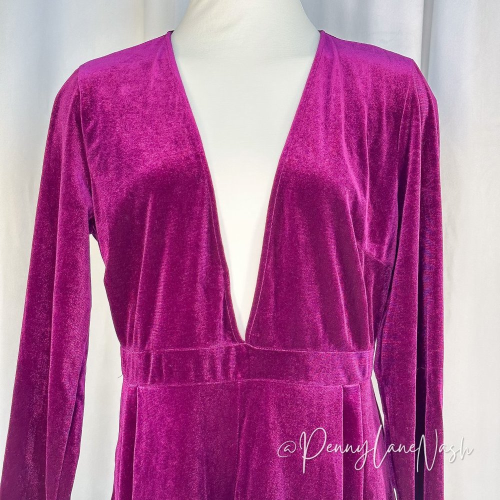 Charlotte Russe Deep V Neck Velvet Romper Purple - Picture 2 of 10